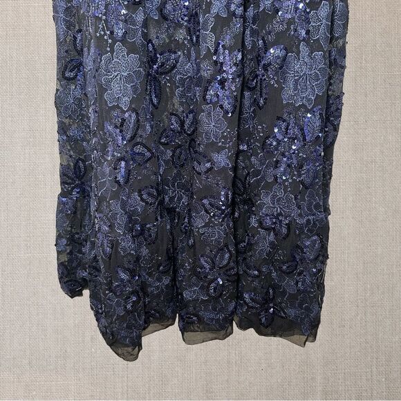 Dress The Population Anabel Sequin Embroidered Gown - Picture 4 of 9